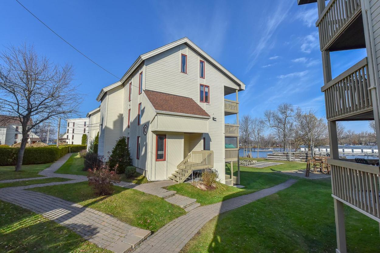Magog Waterfront Condo Luaran gambar